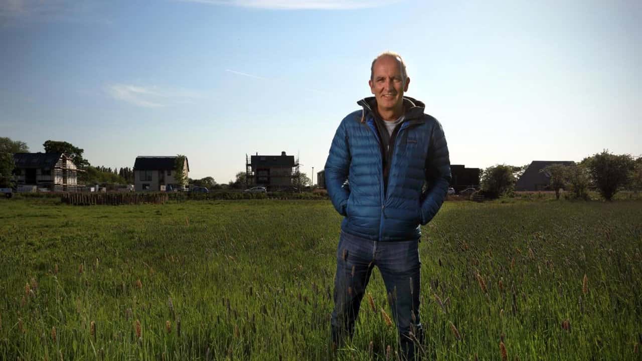 Grand Designs: The Streets backdrop
