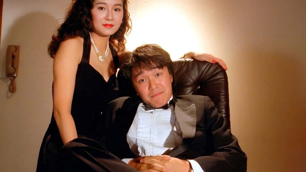 God of Gamblers II backdrop