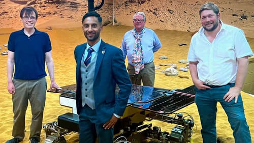 Eric Monkman and Bobby Seagull still