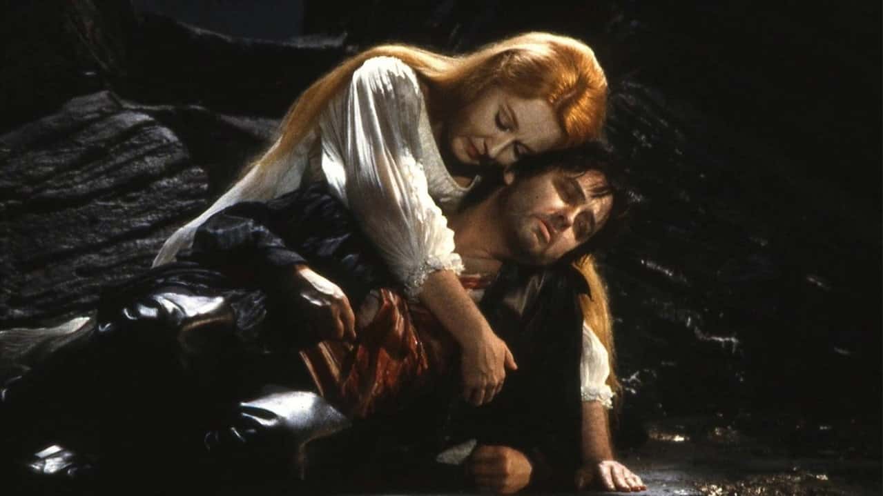 Tristan und Isolde backdrop